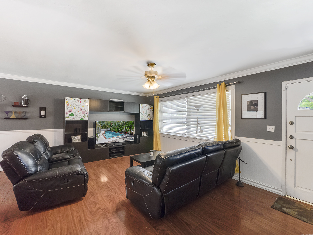 "428 EBBTIDE" full screen photo slideshow on